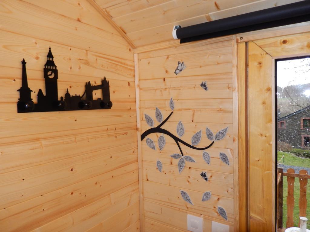 B&B Le 'Ti 'Bou De Refuge Bouillon Rum bild