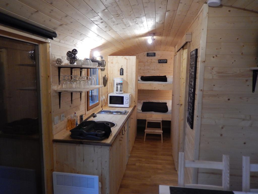 B&B Le 'Ti 'Bou De Refuge Bouillon Rum bild