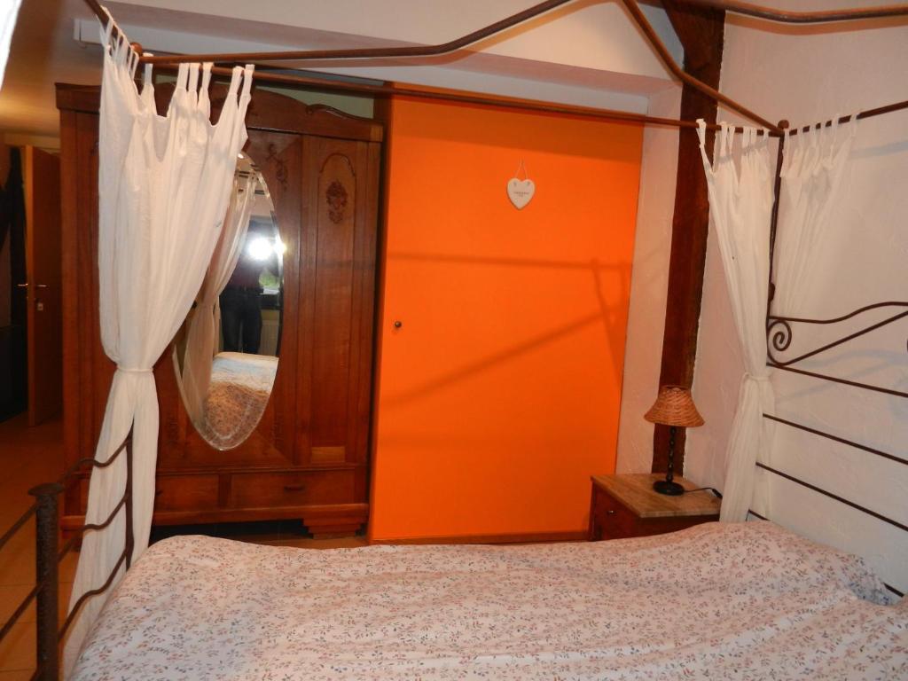 B&B Le 'Ti 'Bou De Refuge Bouillon Rum bild