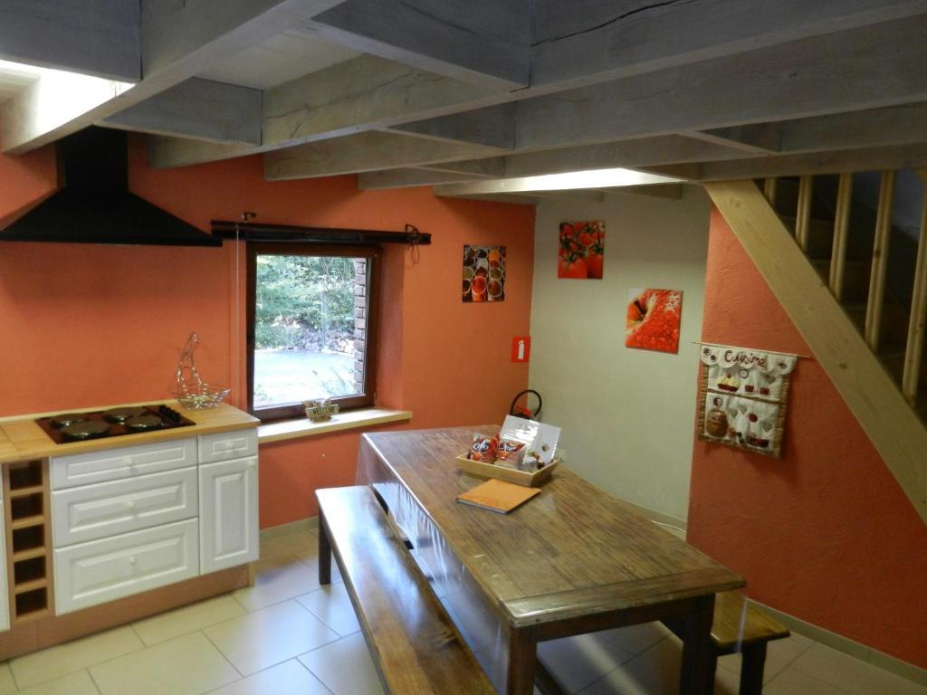 B&B Le 'Ti 'Bou De Refuge Bouillon Rum bild
